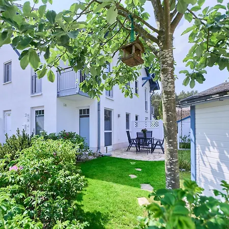 102 4, Ginsterweg 3 C *