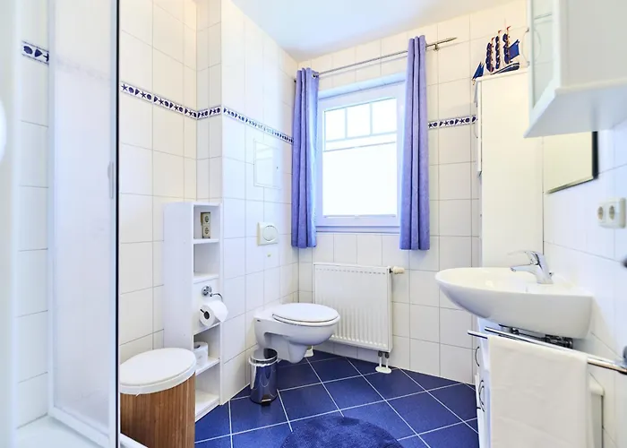 102 4, Ginsterweg 3 C *